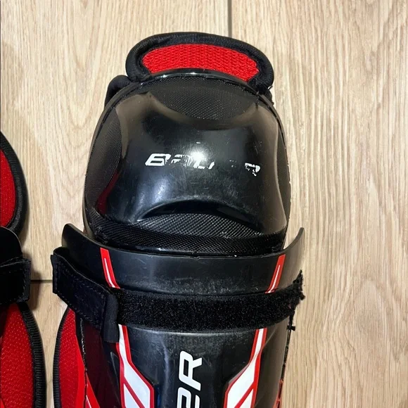Bauer Youth 10” (25cm) Black and Red Hockey Shin Guards - Picture 5 of 16